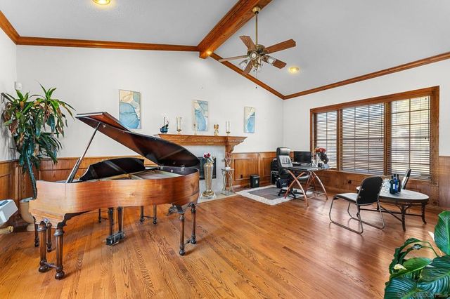 19775 Symeron Rd, Apple Valley, CA 92307