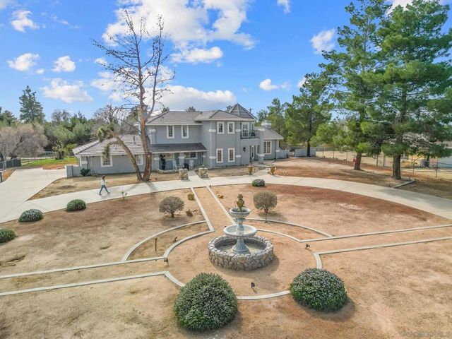 19775 Symeron Rd, Apple Valley, CA 92307