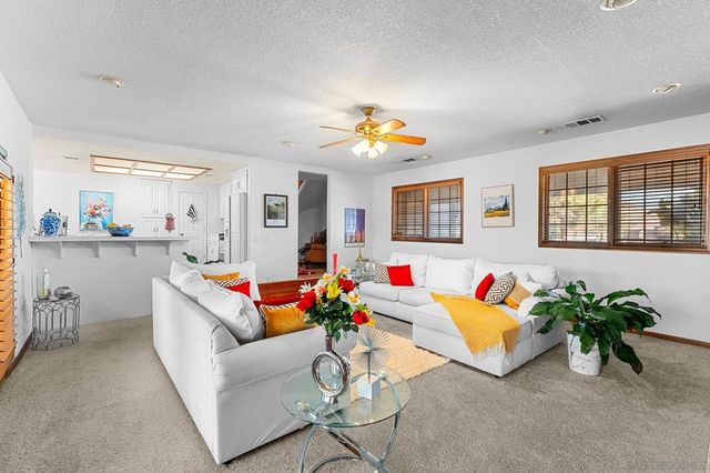 19775 Symeron Rd, Apple Valley, CA 92307