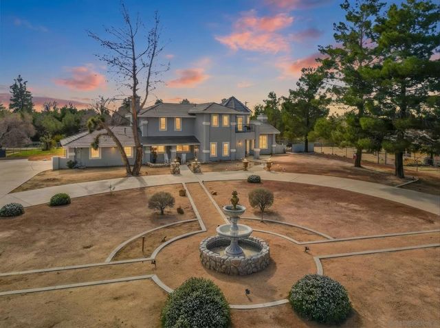 19775 Symeron Rd, Apple Valley, CA 92307