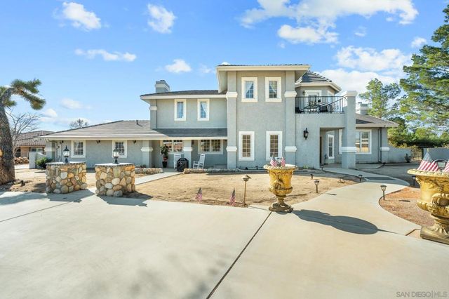 19775 Symeron Rd, Apple Valley, CA 92307