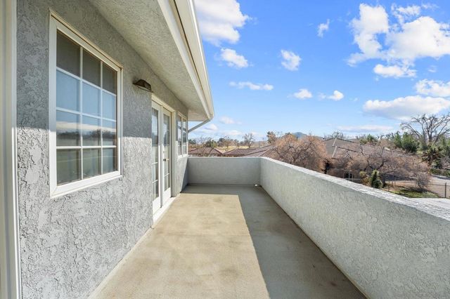 19775 Symeron Rd, Apple Valley, CA 92307