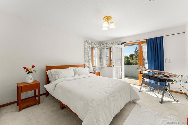 19775 Symeron Rd, Apple Valley, CA 92307