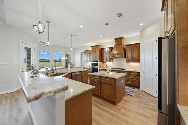 10418 Zaruba, Sealy, TX 77474