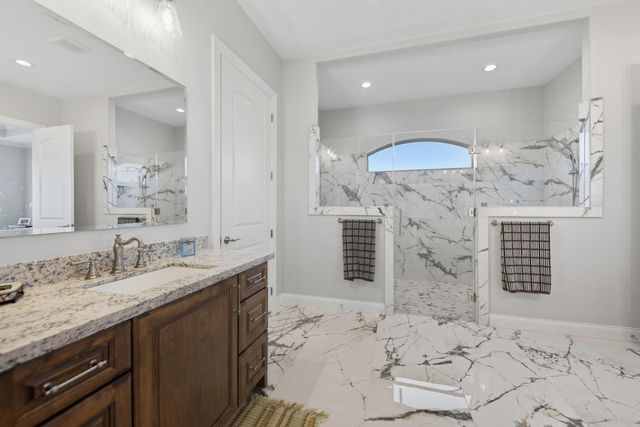 10418 Zaruba, Sealy, TX 77474