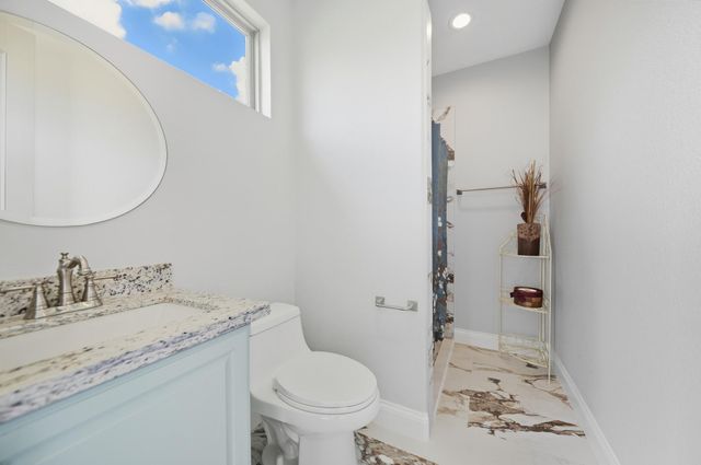 10418 Zaruba, Sealy, TX 77474