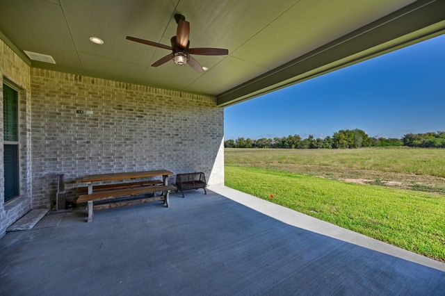 10418 Zaruba, Sealy, TX 77474