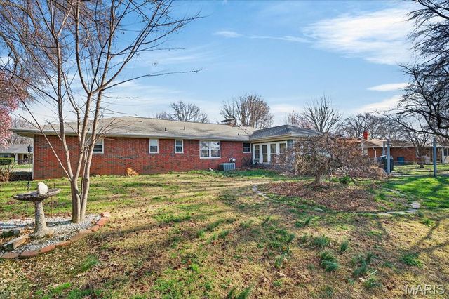 207 Fletcher Street, Collinsville, IL 62334