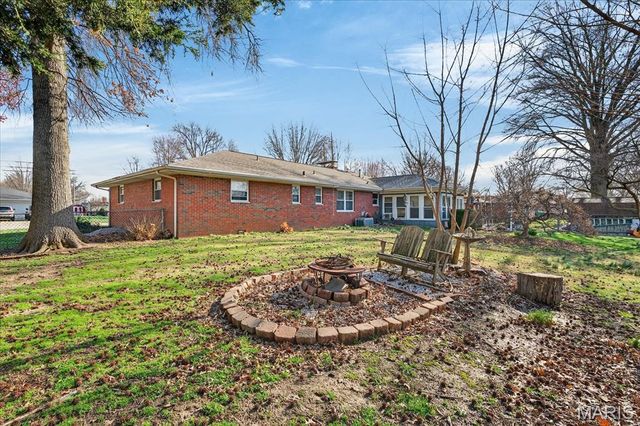 207 Fletcher Street, Collinsville, IL 62334