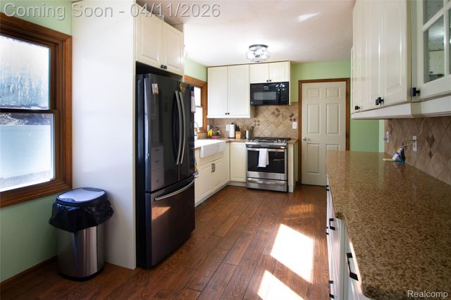 2477 Spruce Ridge, Oceola Township, MI 48855