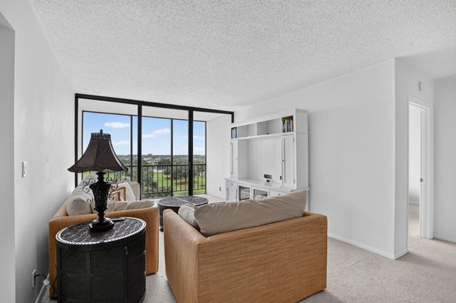 6845 Willow Wood Drive 3066, Boca Raton, FL 33434