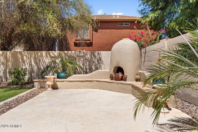 1212 S Roger Way, Chandler, AZ 85286