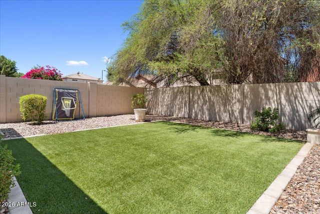 1212 S Roger Way, Chandler, AZ 85286