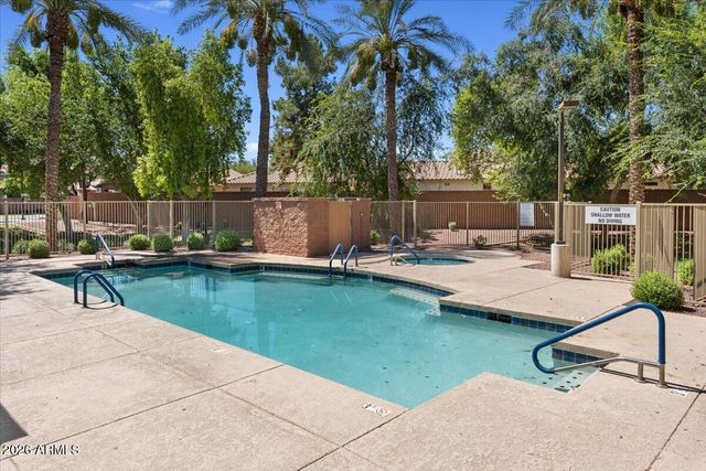 1212 S Roger Way, Chandler, AZ 85286