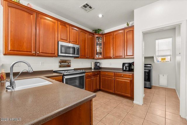 1212 S Roger Way, Chandler, AZ 85286