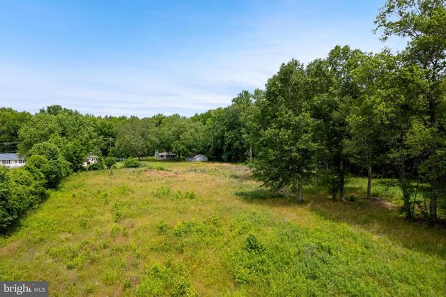 441 S PENNSVILLE AUBURN, Carneys Point, NJ 08069