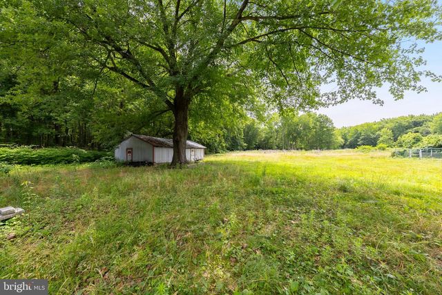 441 S PENNSVILLE AUBURN, Carneys Point, NJ 08069