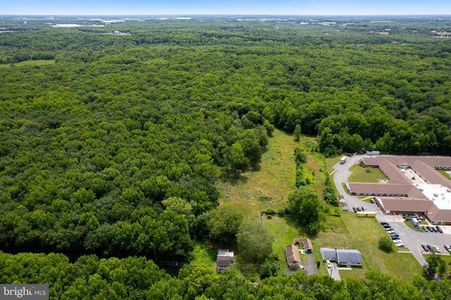 441 S PENNSVILLE AUBURN, Carneys Point, NJ 08069