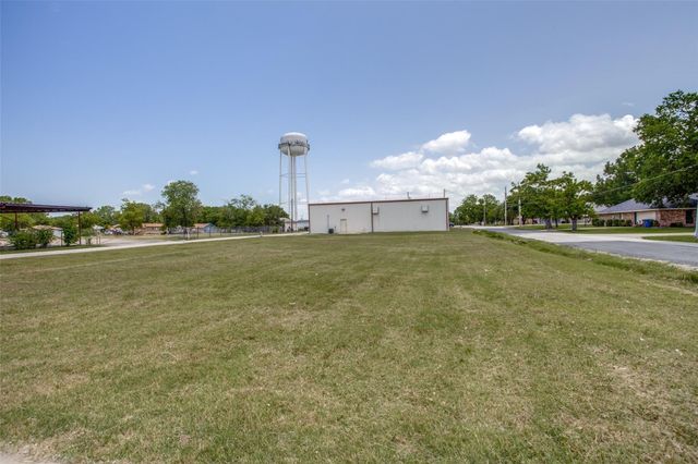 529 N 4th Street, Princeton, TX 75407
