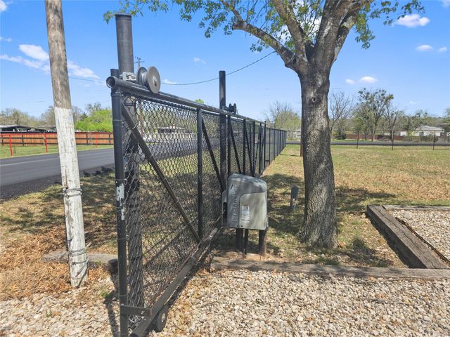 11701 Reata DR, Buda, TX 78610
