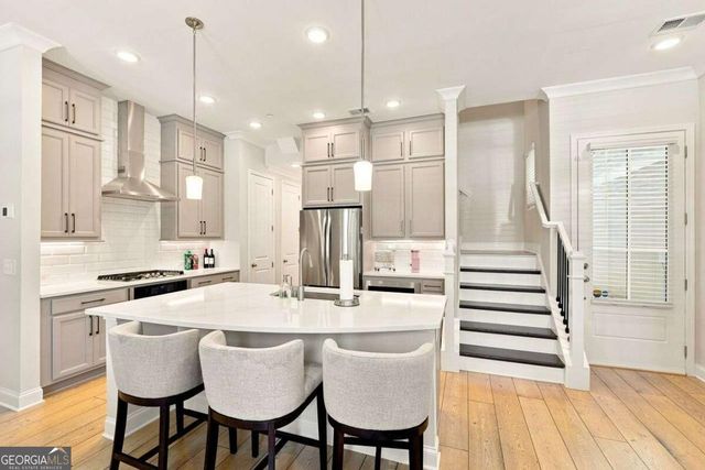 1097 Kirkland Circle, Smyrna, GA 30080