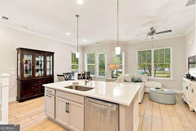 1097 Kirkland Circle, Smyrna, GA 30080