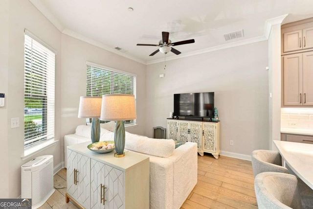 1097 Kirkland Circle, Smyrna, GA 30080