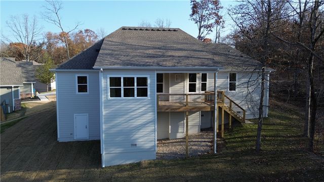 21 Singleton Drive, Bella Vista, AR 72715