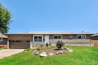 1120 Spring Valley Drive, Florissant, MO 63033