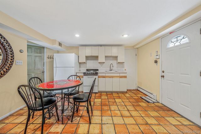 3075 Hewlett Avenue, Merrick, NY 11566