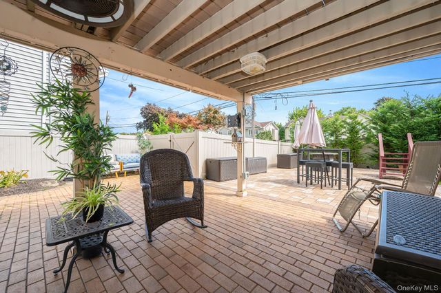 3075 Hewlett Avenue, Merrick, NY 11566