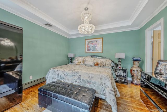 3075 Hewlett Avenue, Merrick, NY 11566