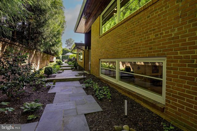 4640 BLAGDEN AVE NW, Washington, DC 20011