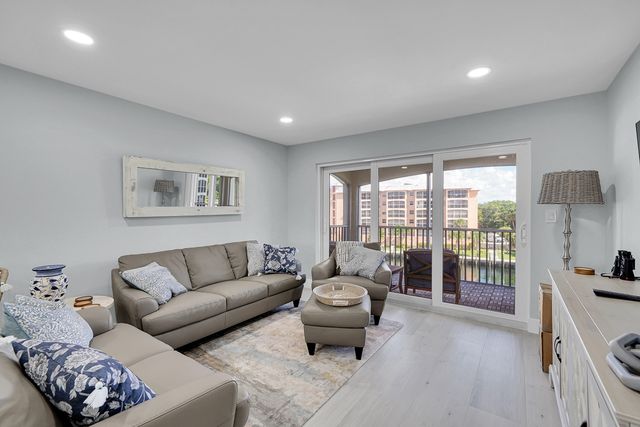 2871 N Ocean Boulevard M338, Boca Raton, FL 33431