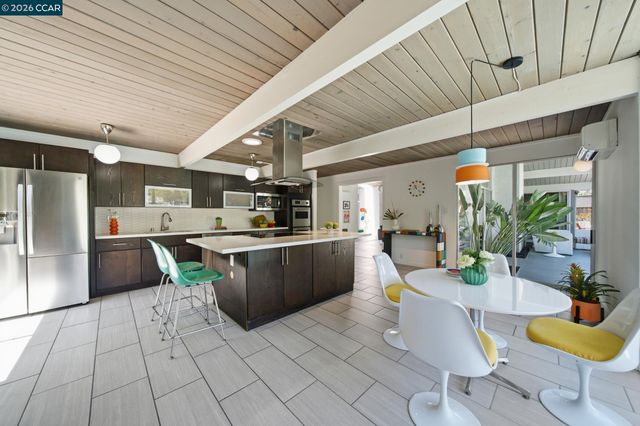 3707 Merridan Dr, Concord, CA 94518
