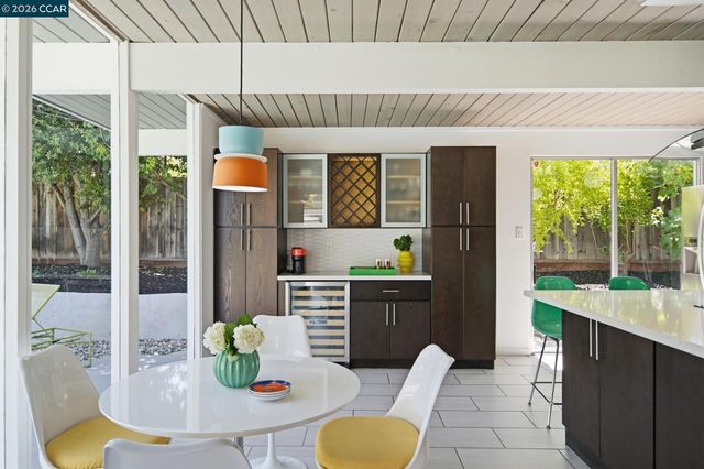 3707 Merridan Dr, Concord, CA 94518