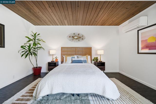 3707 Merridan Dr, Concord, CA 94518