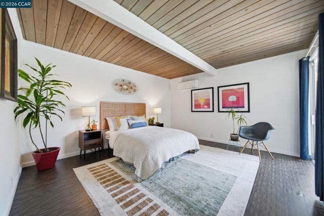 3707 Merridan Dr, Concord, CA 94518