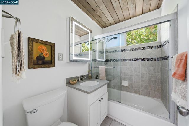 3707 Merridan Dr, Concord, CA 94518