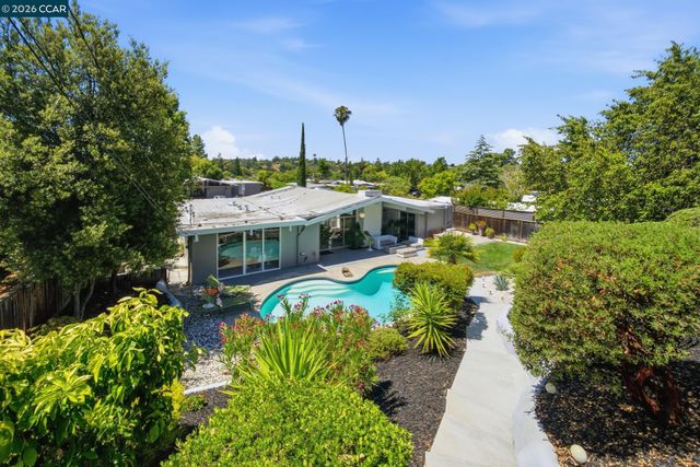 3707 Merridan Dr, Concord, CA 94518