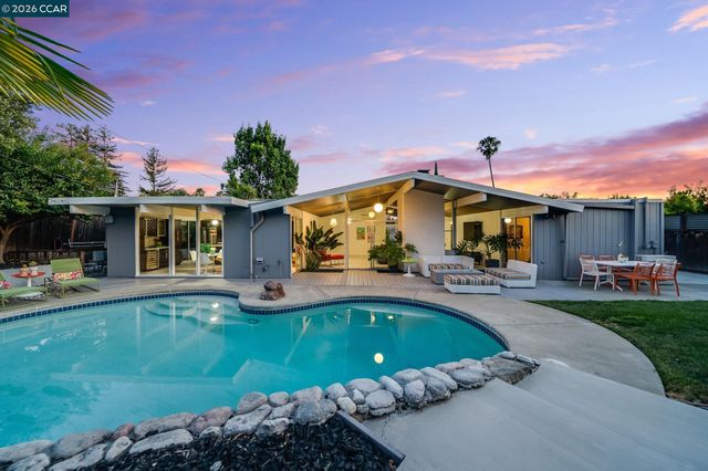 3707 Merridan Dr, Concord, CA 94518