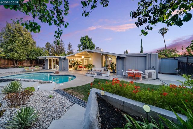 3707 Merridan Dr, Concord, CA 94518