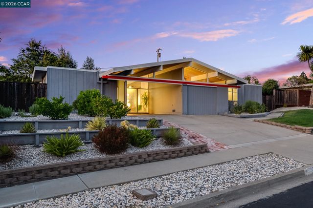 3707 Merridan Dr, Concord, CA 94518