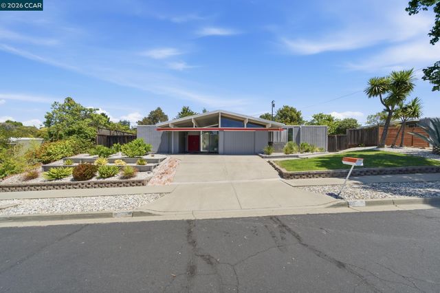 3707 Merridan Dr, Concord, CA 94518