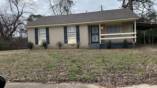 1911 E SHELBY DR, Memphis, TN 38116