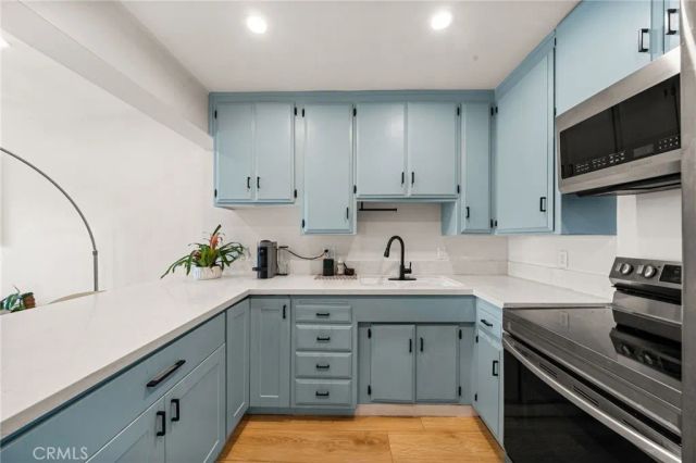3407 Huxley Street 39, Los Angeles, CA 90027