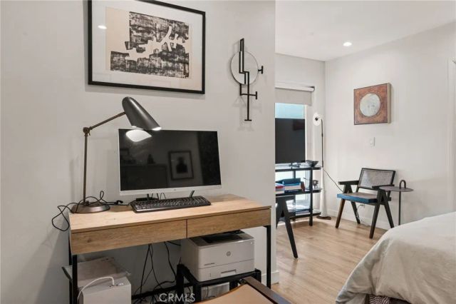 3407 Huxley Street 39, Los Angeles, CA 90027