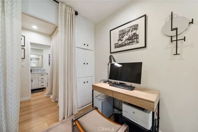 3407 Huxley Street 39, Los Angeles, CA 90027