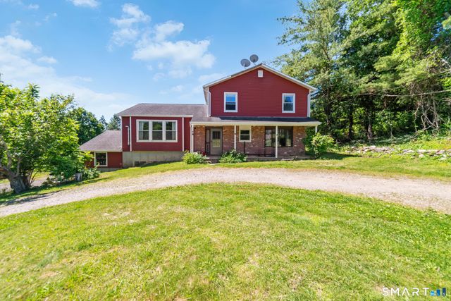 28 Charter Oak Drive, Oxford, CT 06478