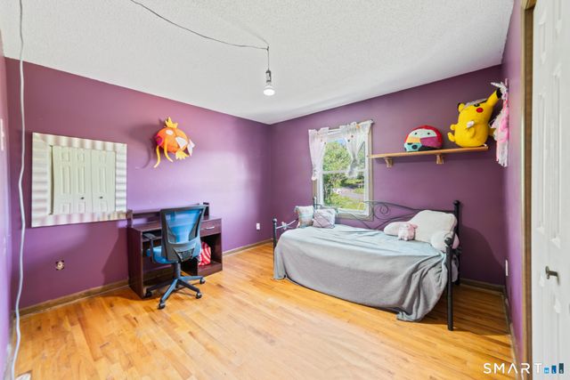 28 Charter Oak Drive, Oxford, CT 06478